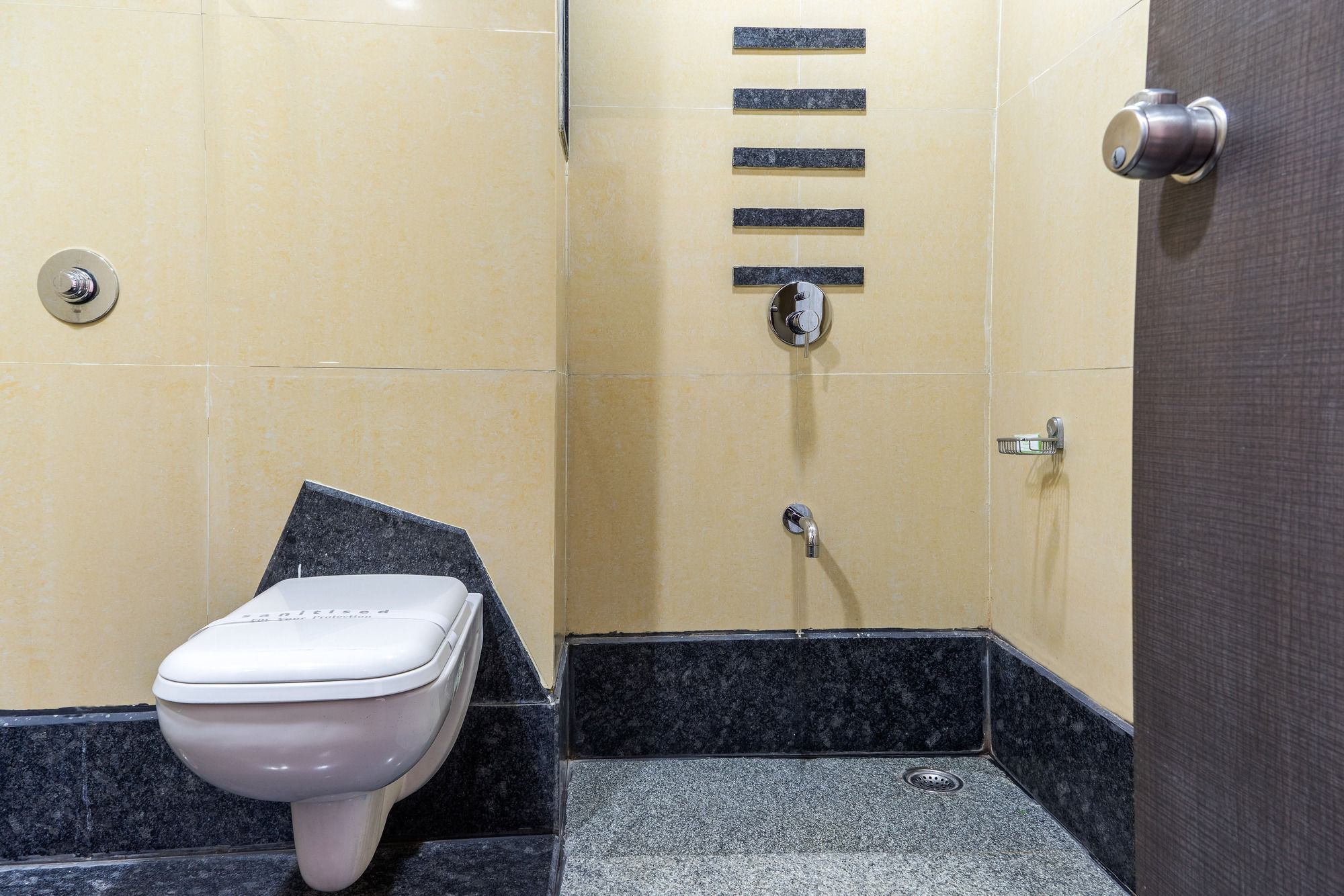 Отель Treebo Trend Royal Kourt Aurangabad Экстерьер фото