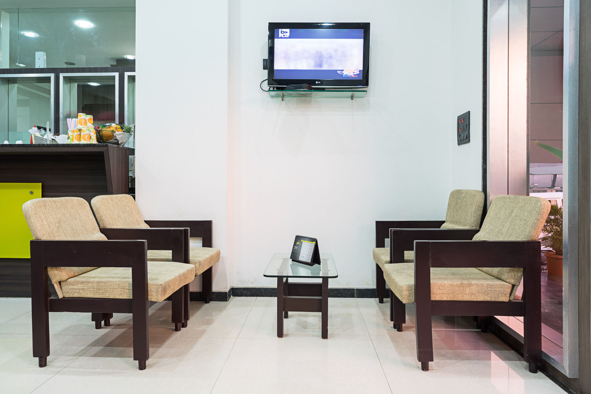 Отель Treebo Trend Royal Kourt Aurangabad Экстерьер фото